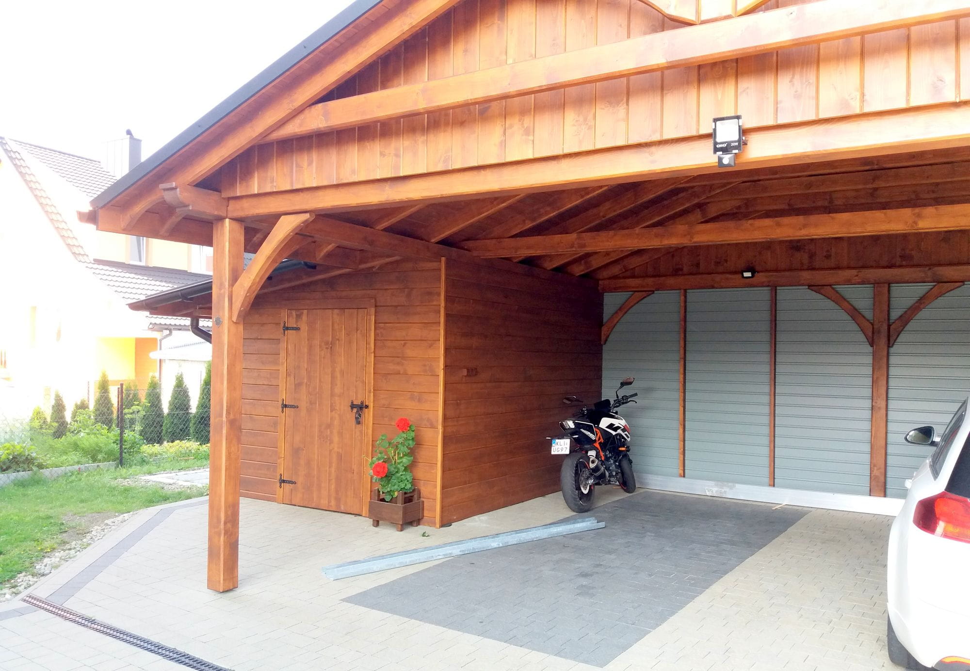 Holzcarport 5×8, zweistellig mit Raum – Bild 2