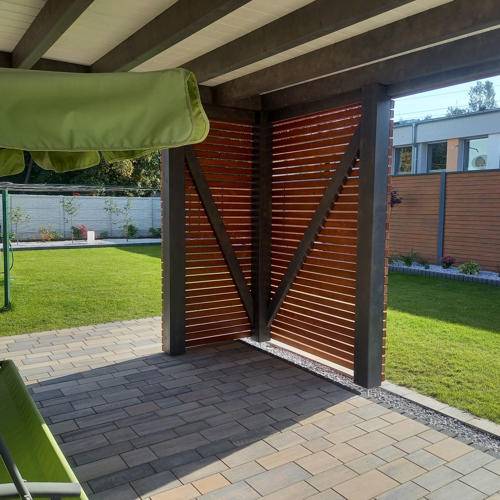 Holzüberdachung 5×4,5 m – moderne Gartenkonstruktion Gliwice – Bild 8